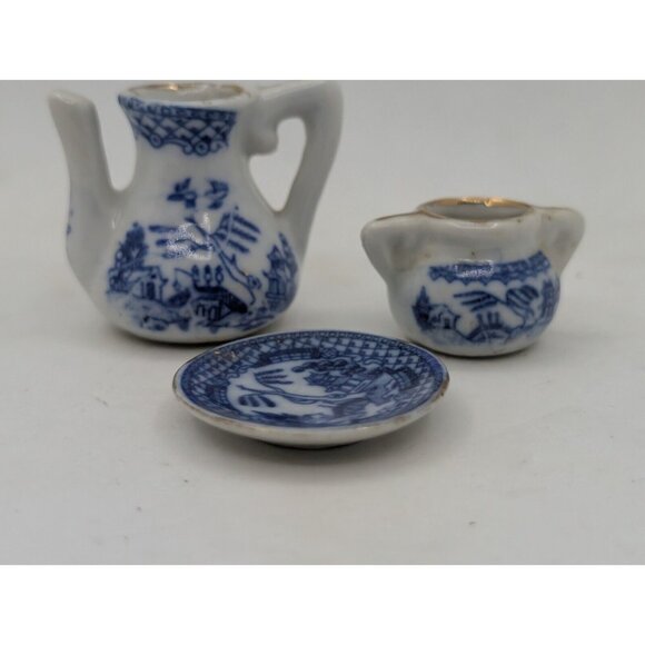 Vtg. Set 3 Miniature Blue Willow Tea Pot Plate & Sugar Blue White China READ - Picture 11 of 16